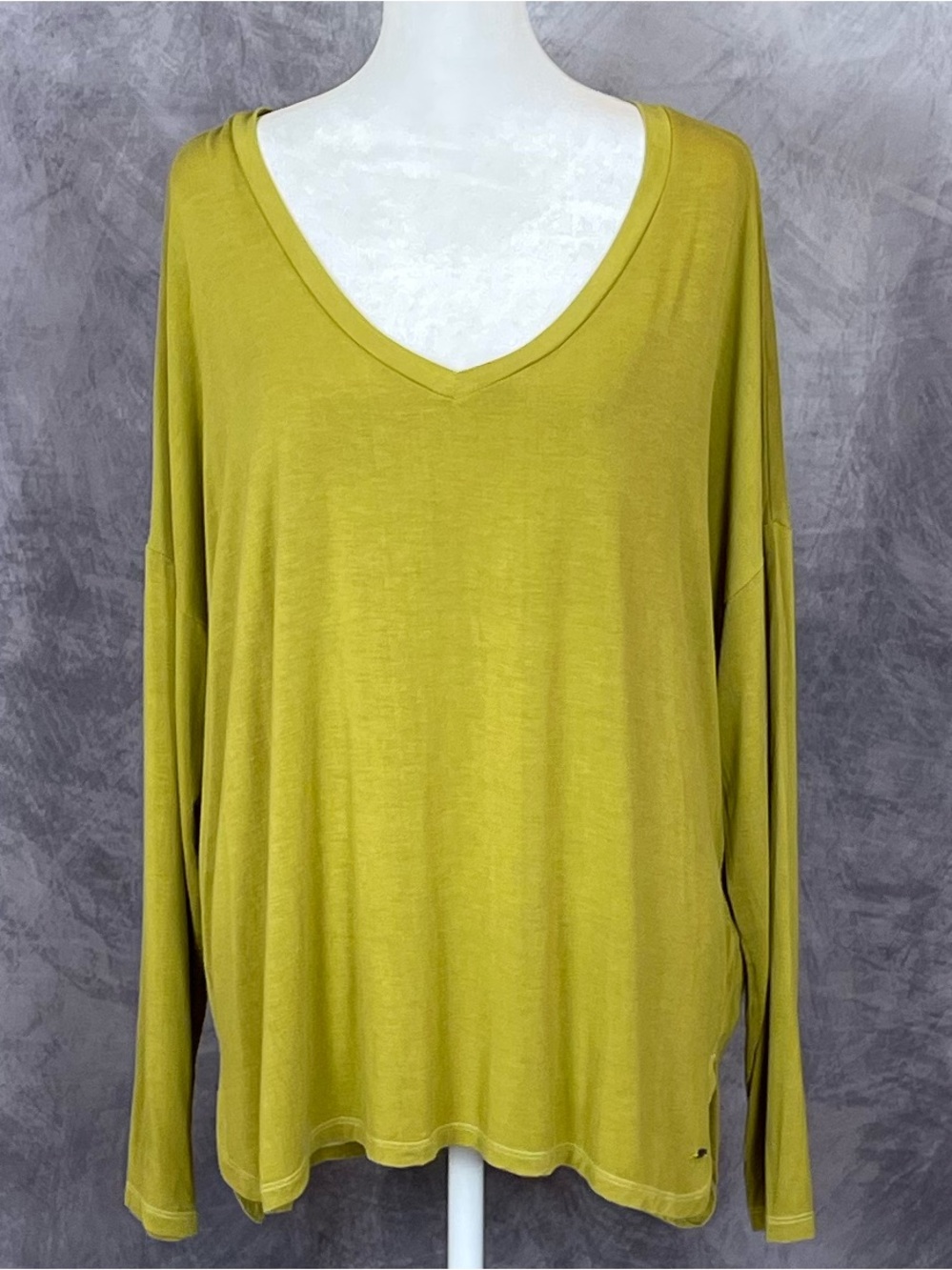 Soft &Sexy Relaxed V-Neck Long Sleeve Women's Top - Mustard size L/G